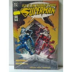 SUPERMAN ROJO VS. SUPERMAN AZUL